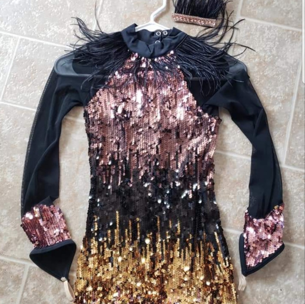 Child L dance costume